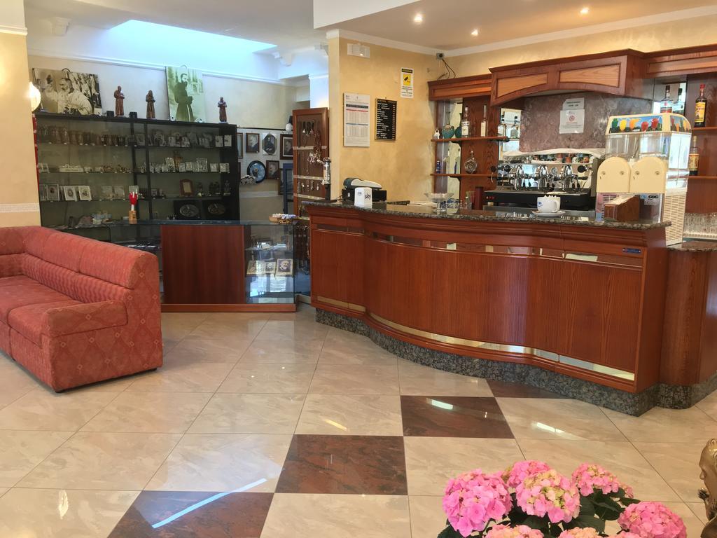 欧元酒店 圣乔瓦尼·罗通多 外观 照片