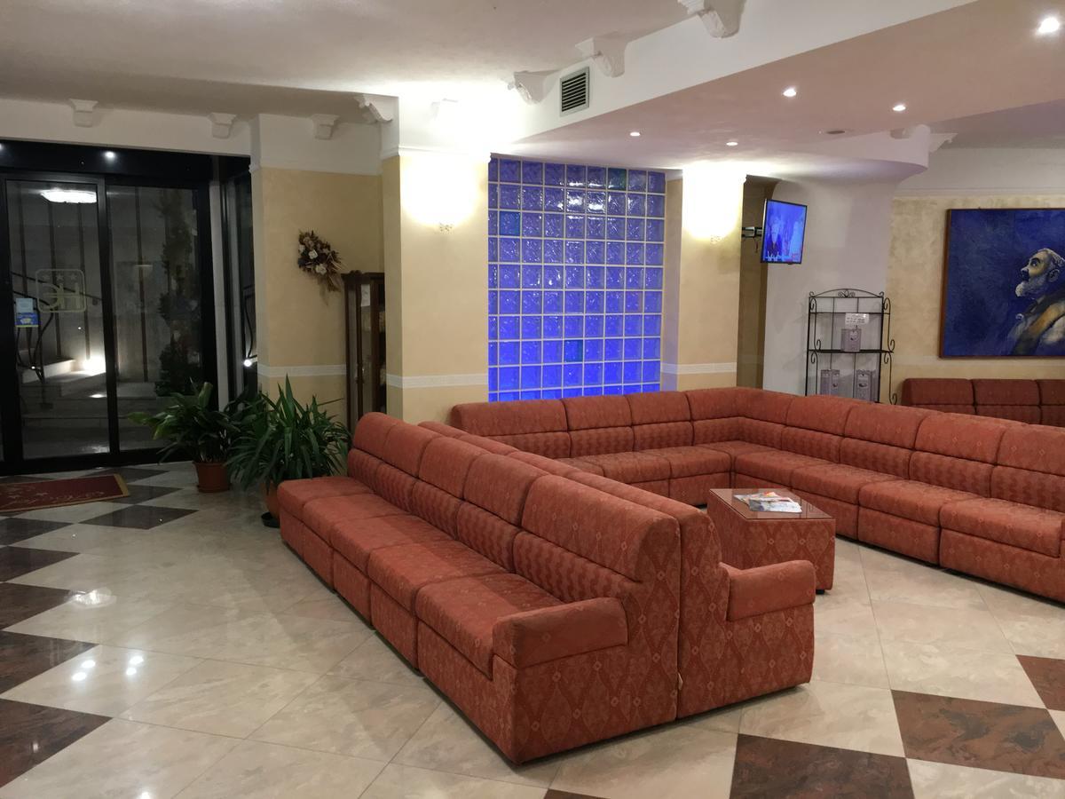 欧元酒店 圣乔瓦尼·罗通多 外观 照片